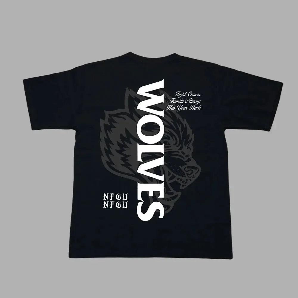 Wolves Howl Graphic Tee